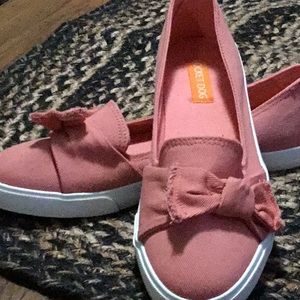 Coral Rocket dog loafer